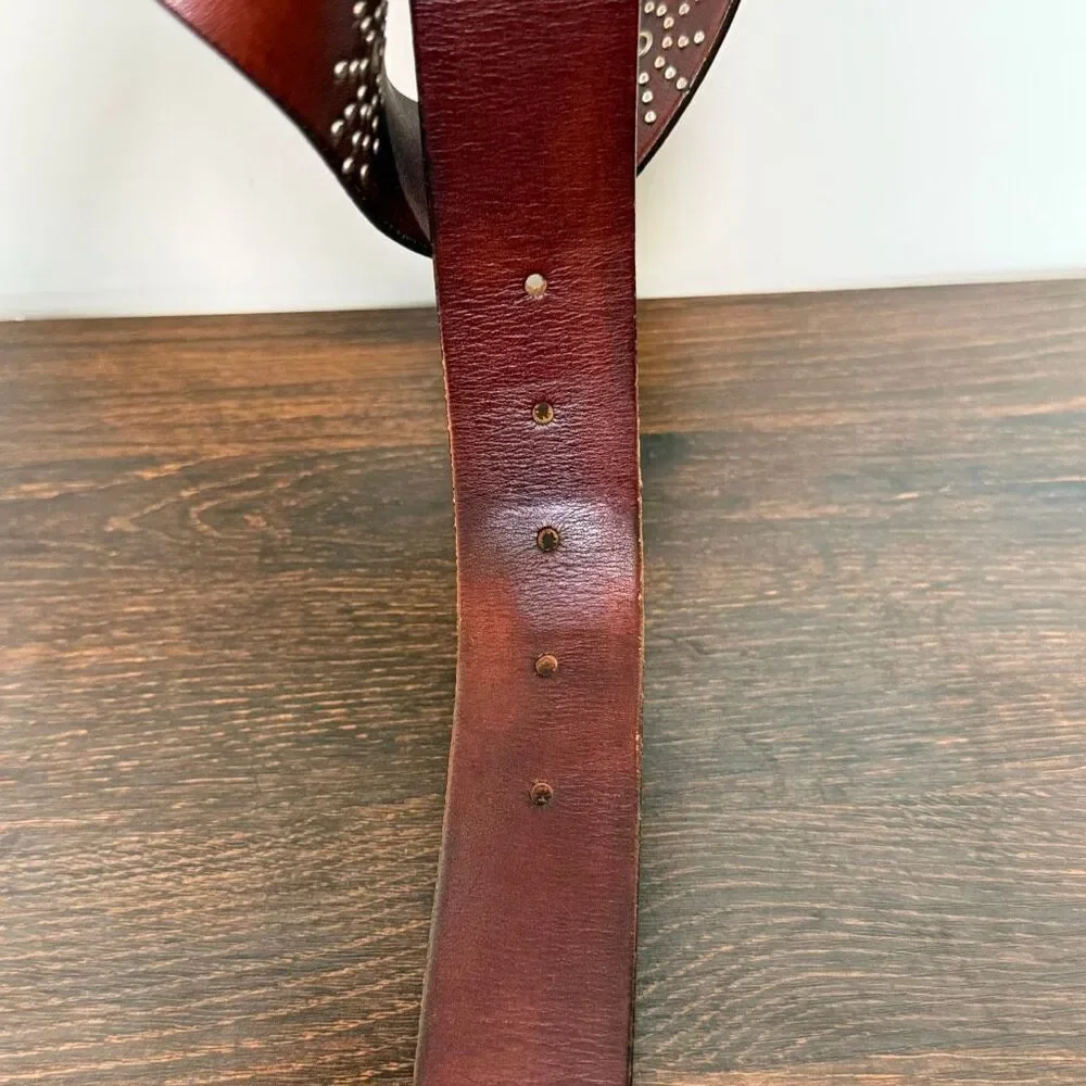 Aeropostale Leather brown and silver detail Women’s Belt medium 31-35” 1.5”